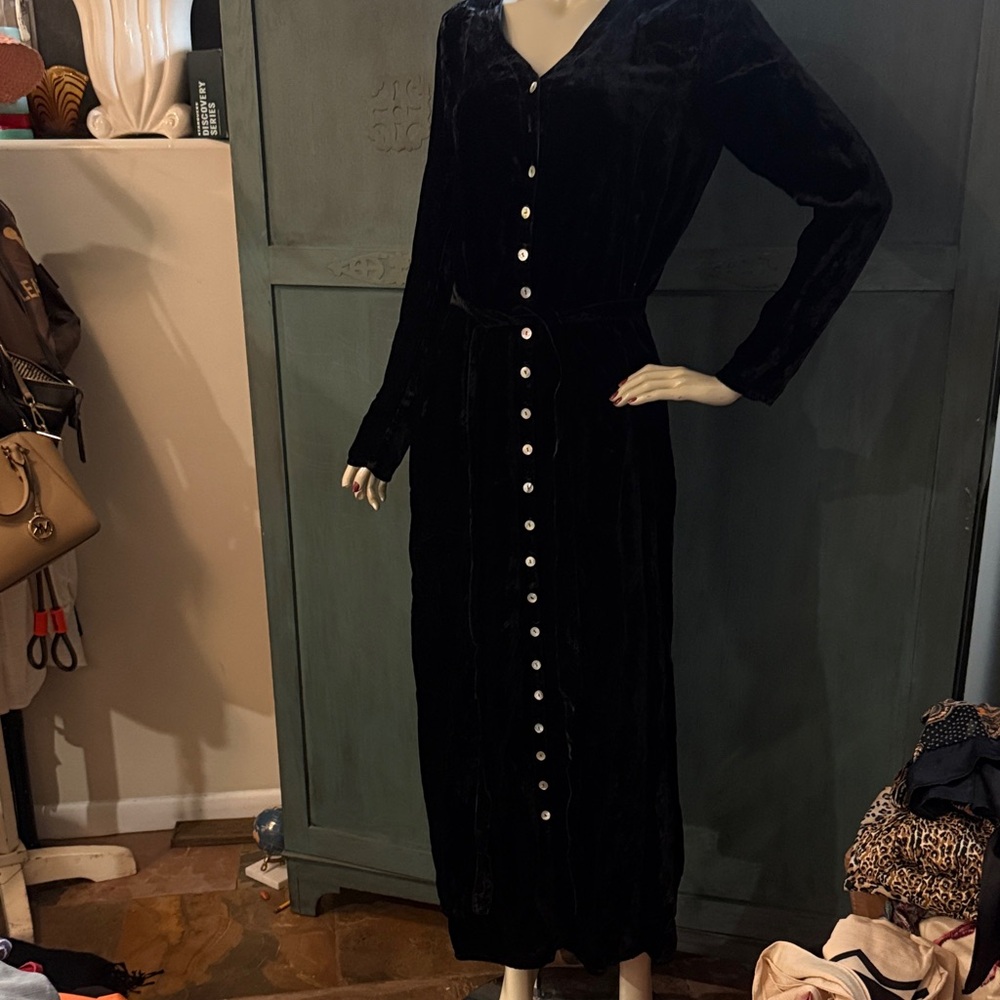 Y2K Vintage Judys  Elegant Black Velvet Dress